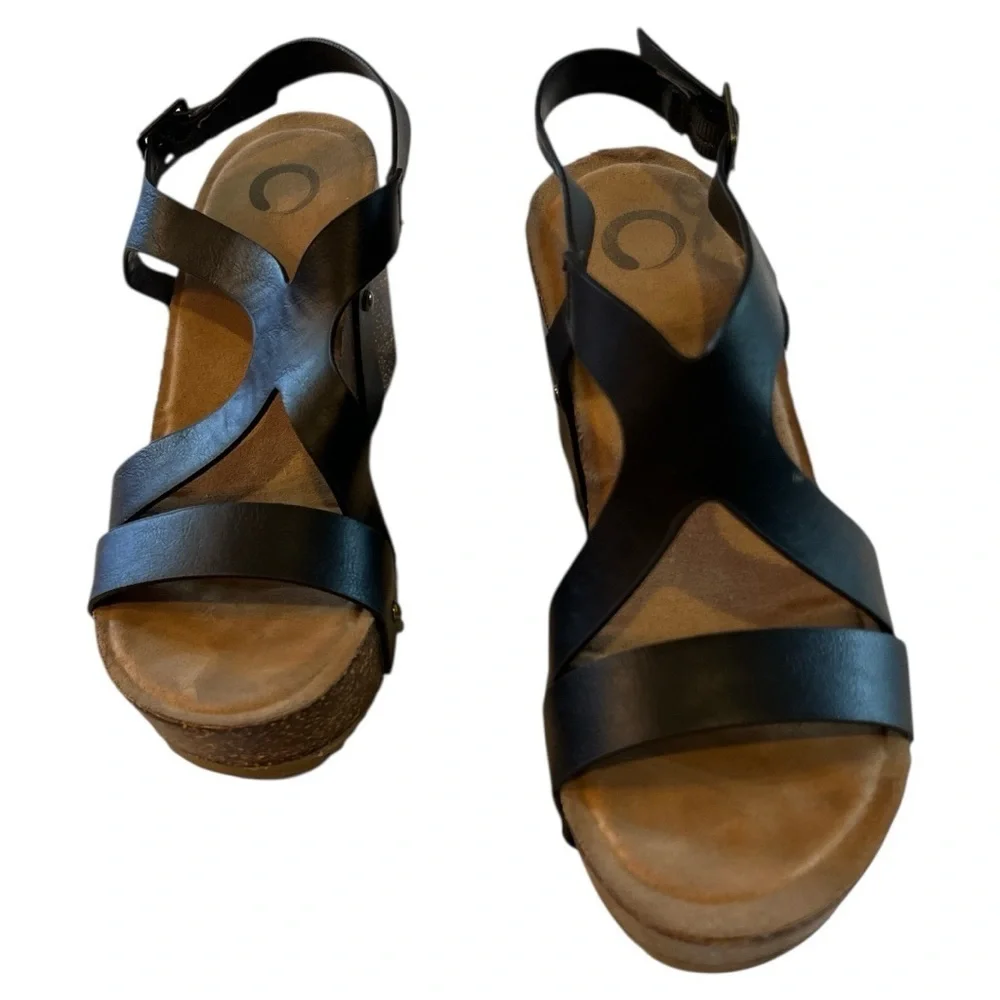 Journee Collection Wedge Geneva Black Sandal Size 7.5M​​​​​